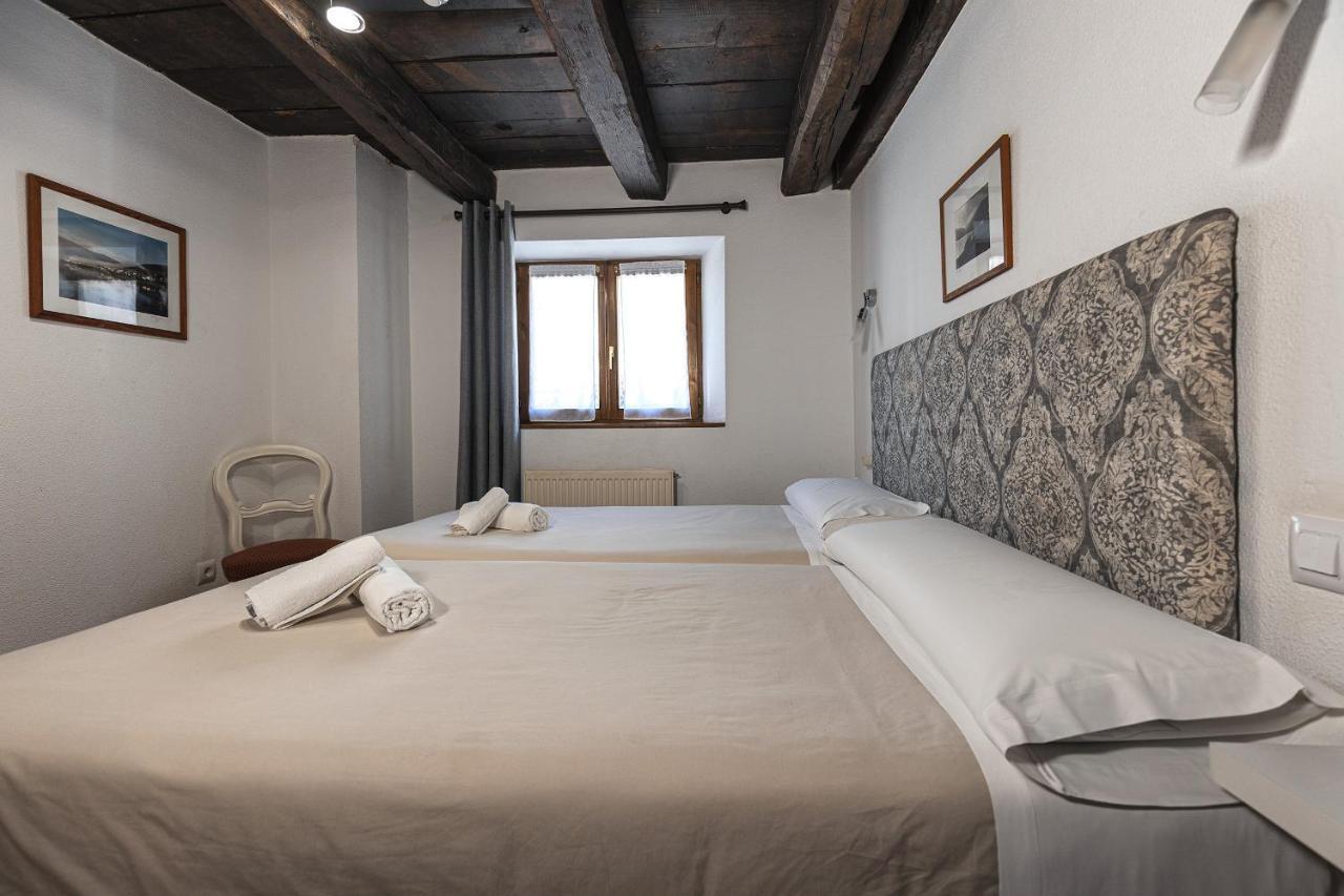 Hostal Etxeberri Eugi Zewnętrze zdjęcie